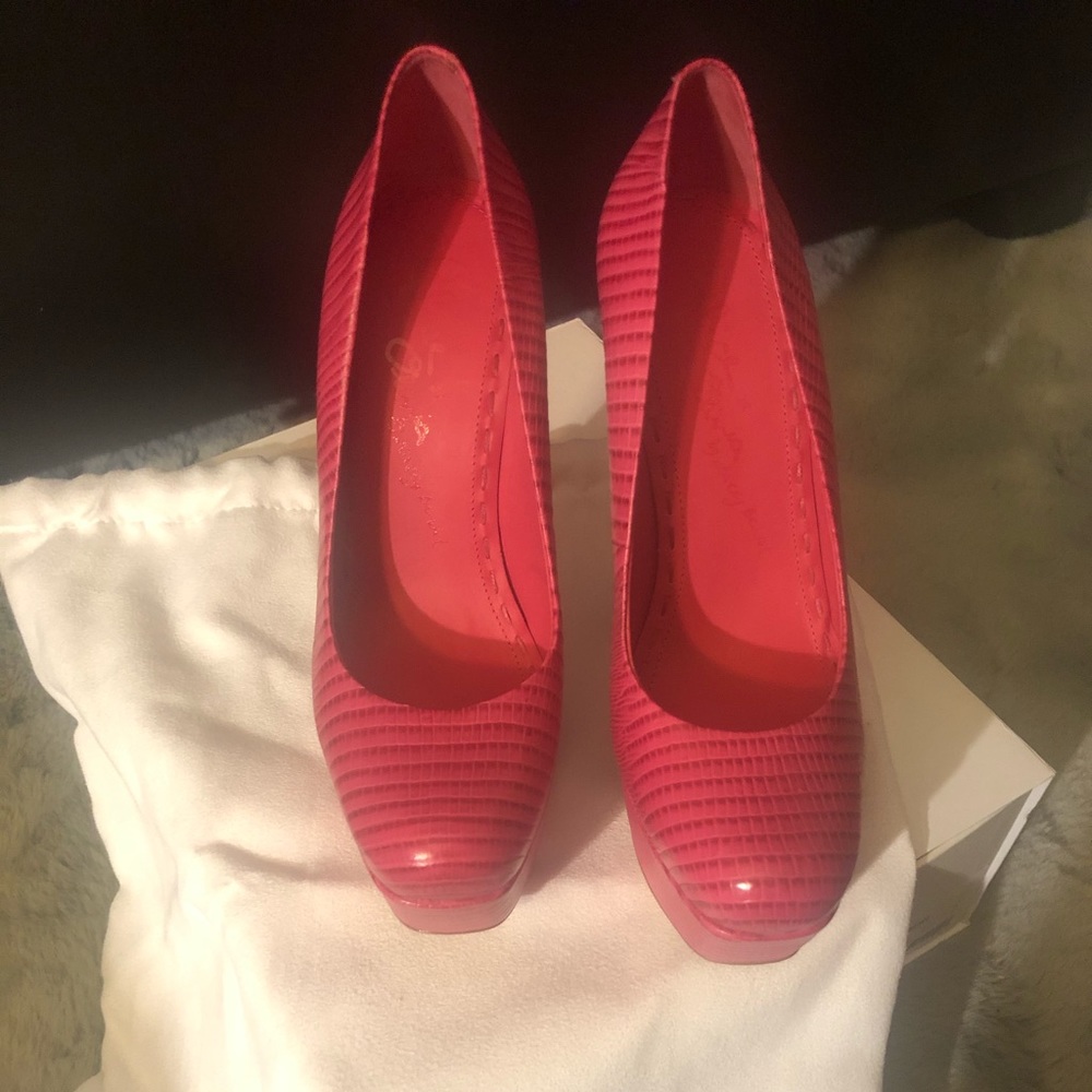 Hot Pink Alice & Olivia Larimore Stiletto - Picture 6 of 8